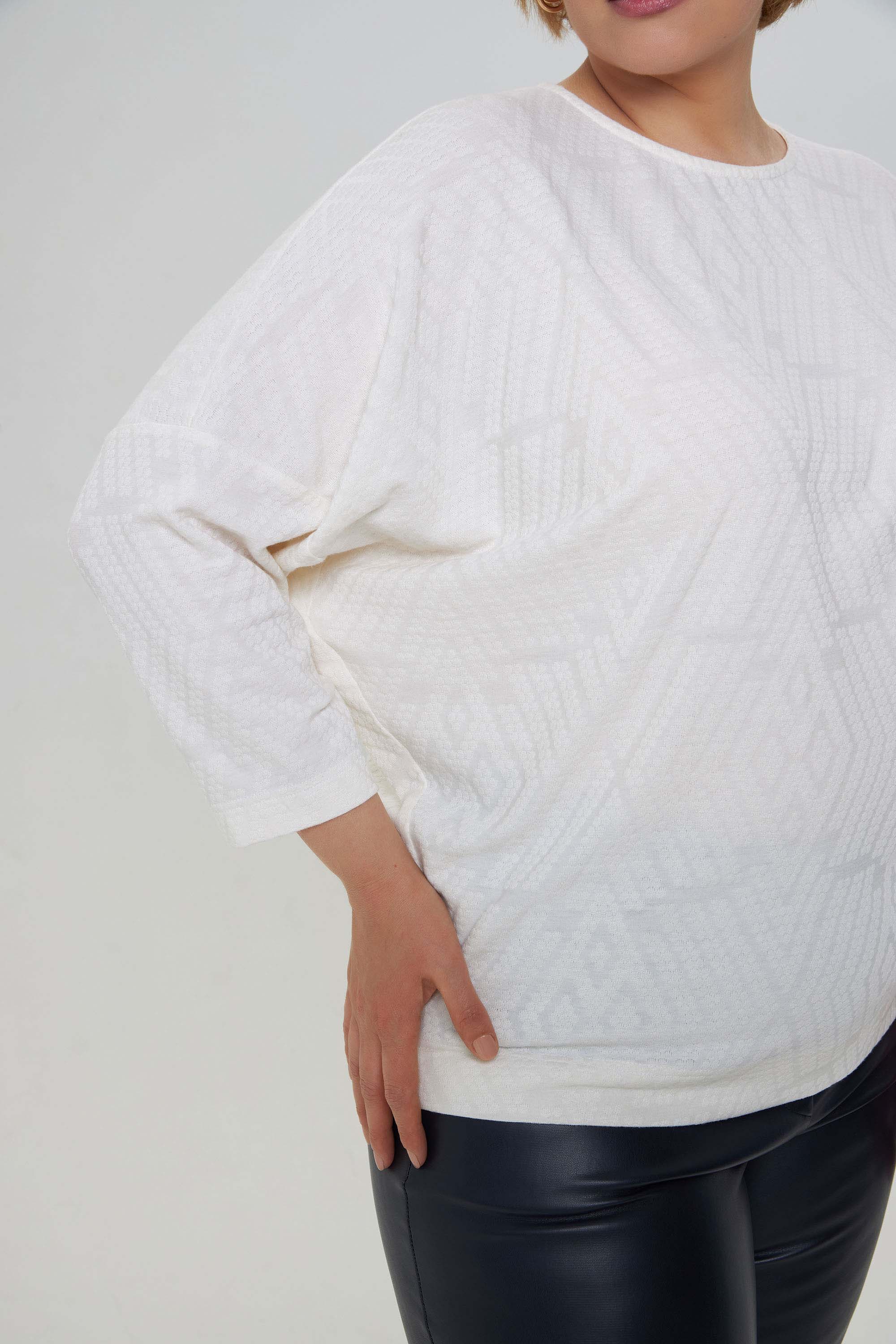 Темно-синий трикотажный лонгслив