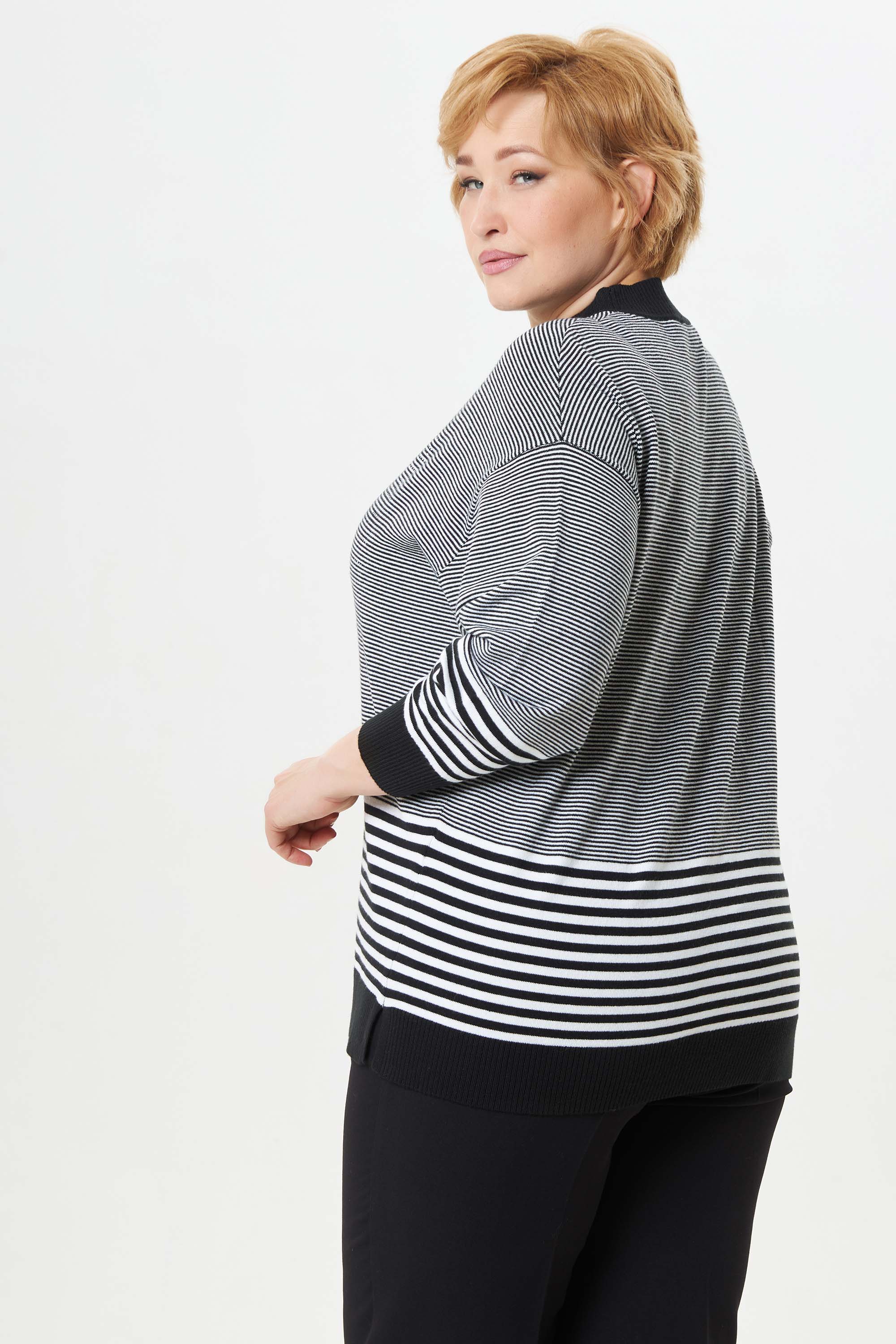 Джемпер с мерцающим декором