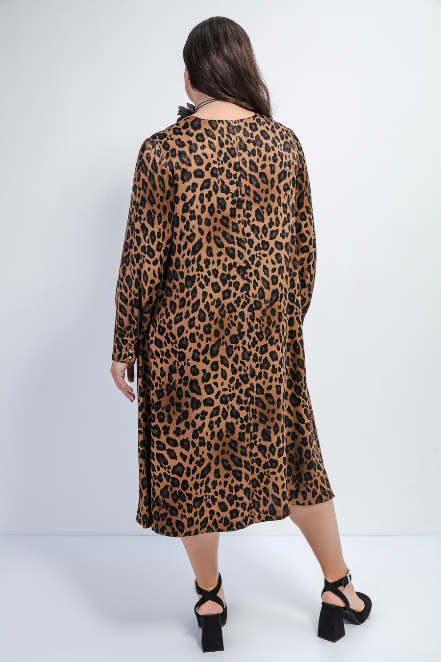 Платье из вискозы с чокером