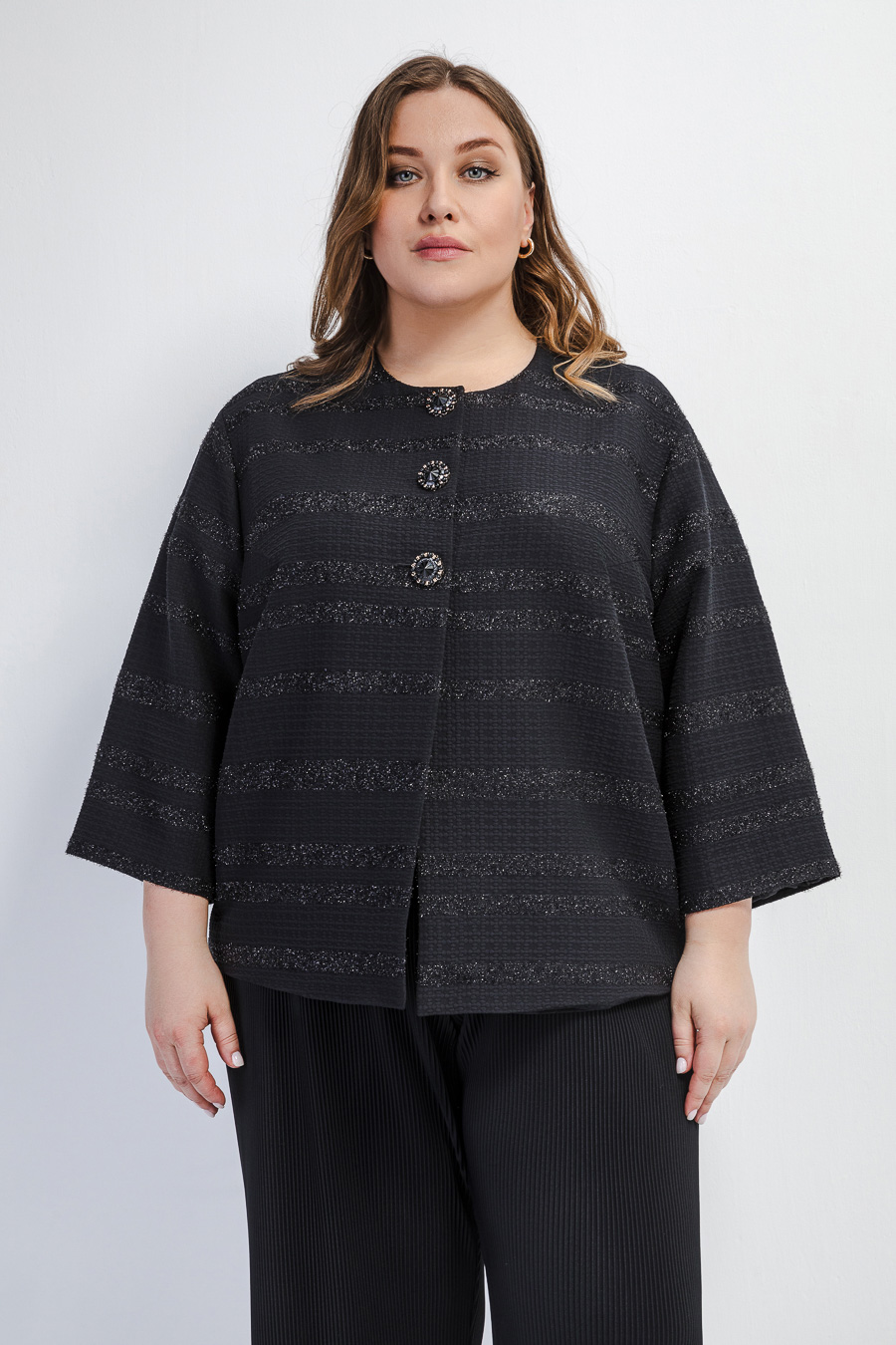 Жакет на двух пуговицах