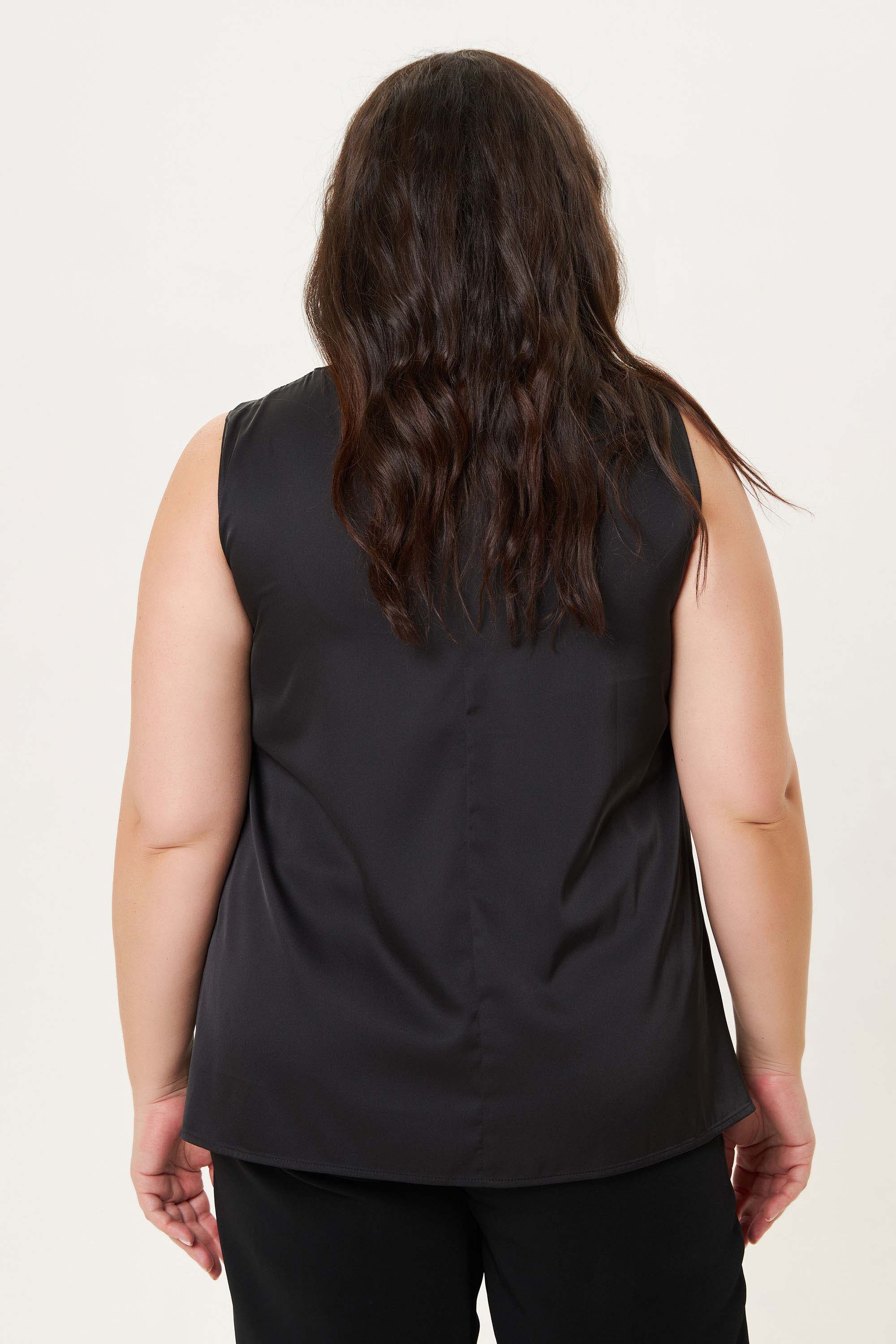 Шелковистый топ