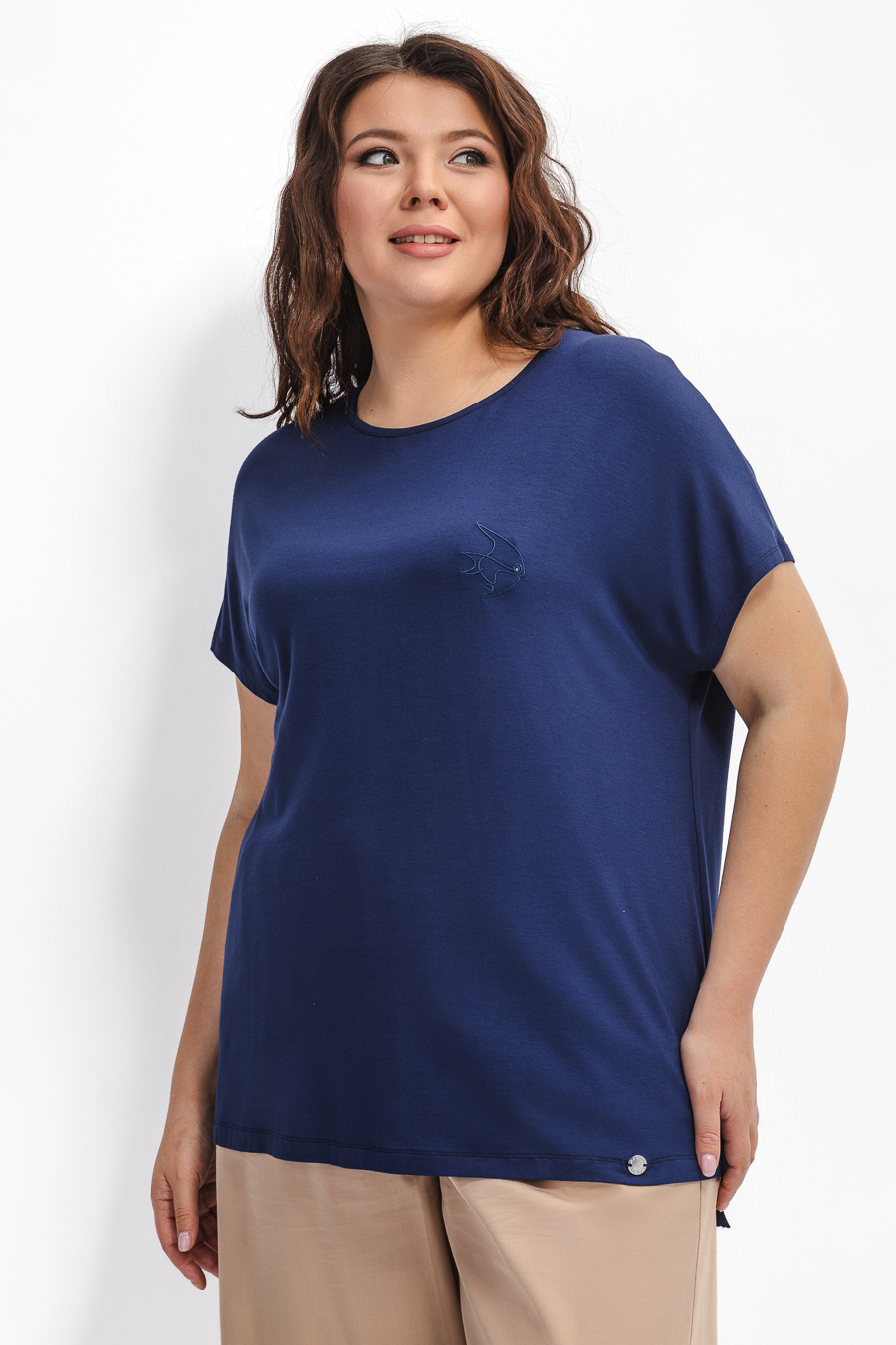 Футболка с вышивкой