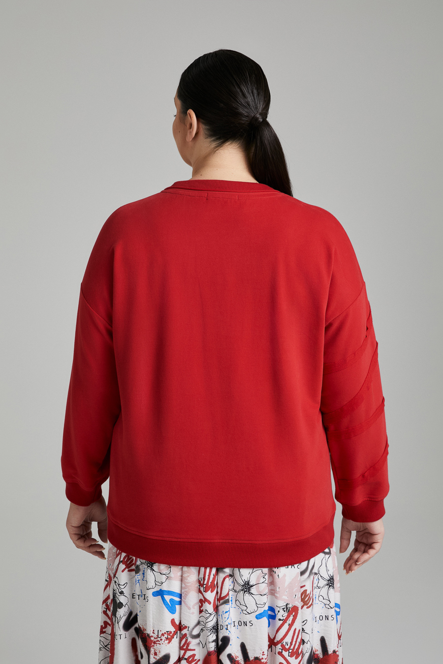 Свитшот из футера с волнами