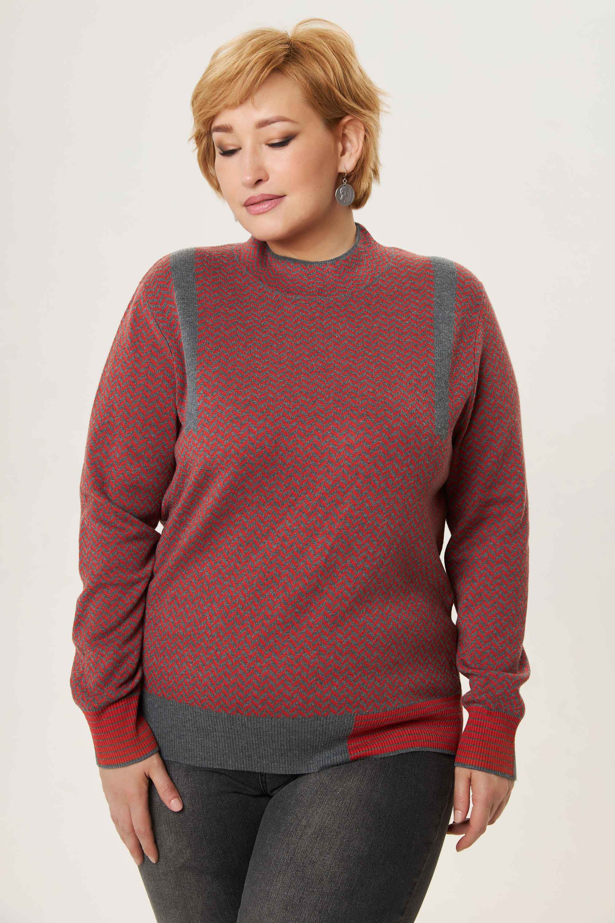 Вязаный джемпер