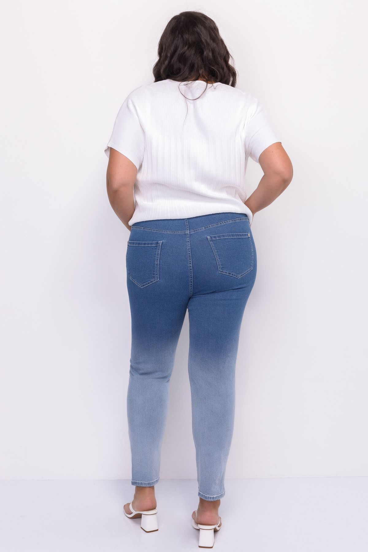 Джеггинсы с эластаном