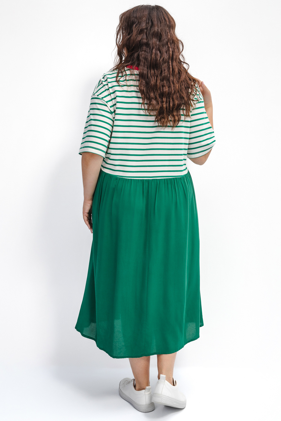 Платье в полоску