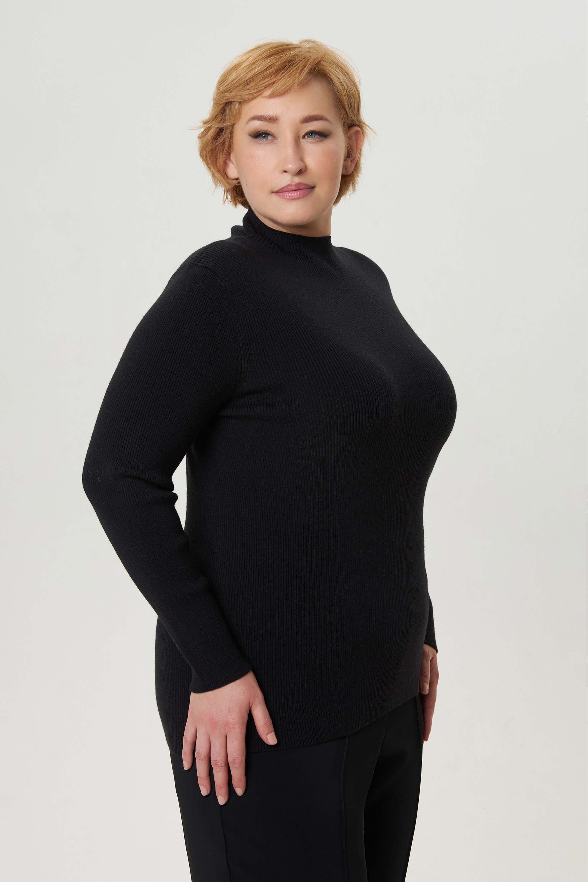 Вязаный джемпер лапша