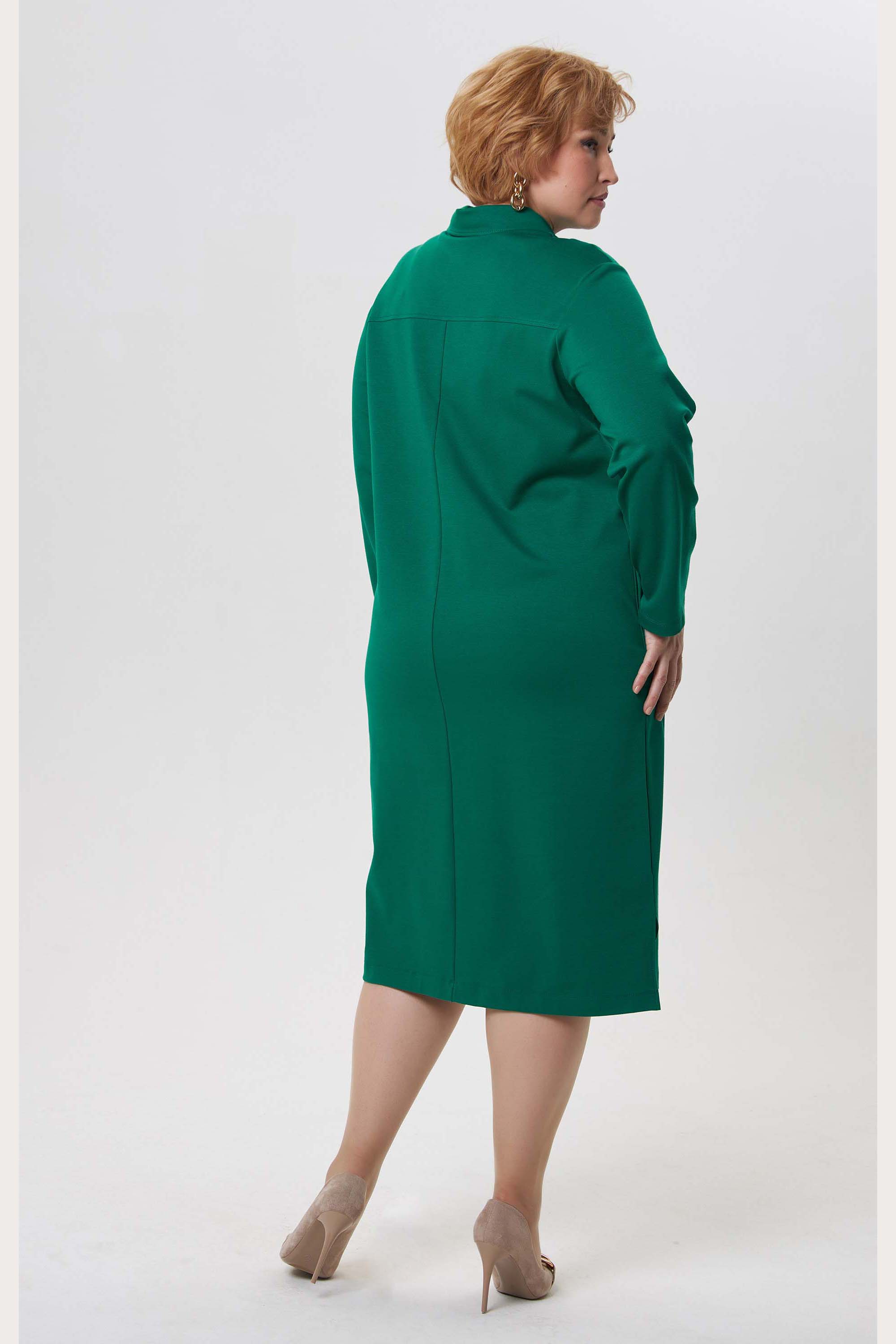 Прямое трикотажное платье