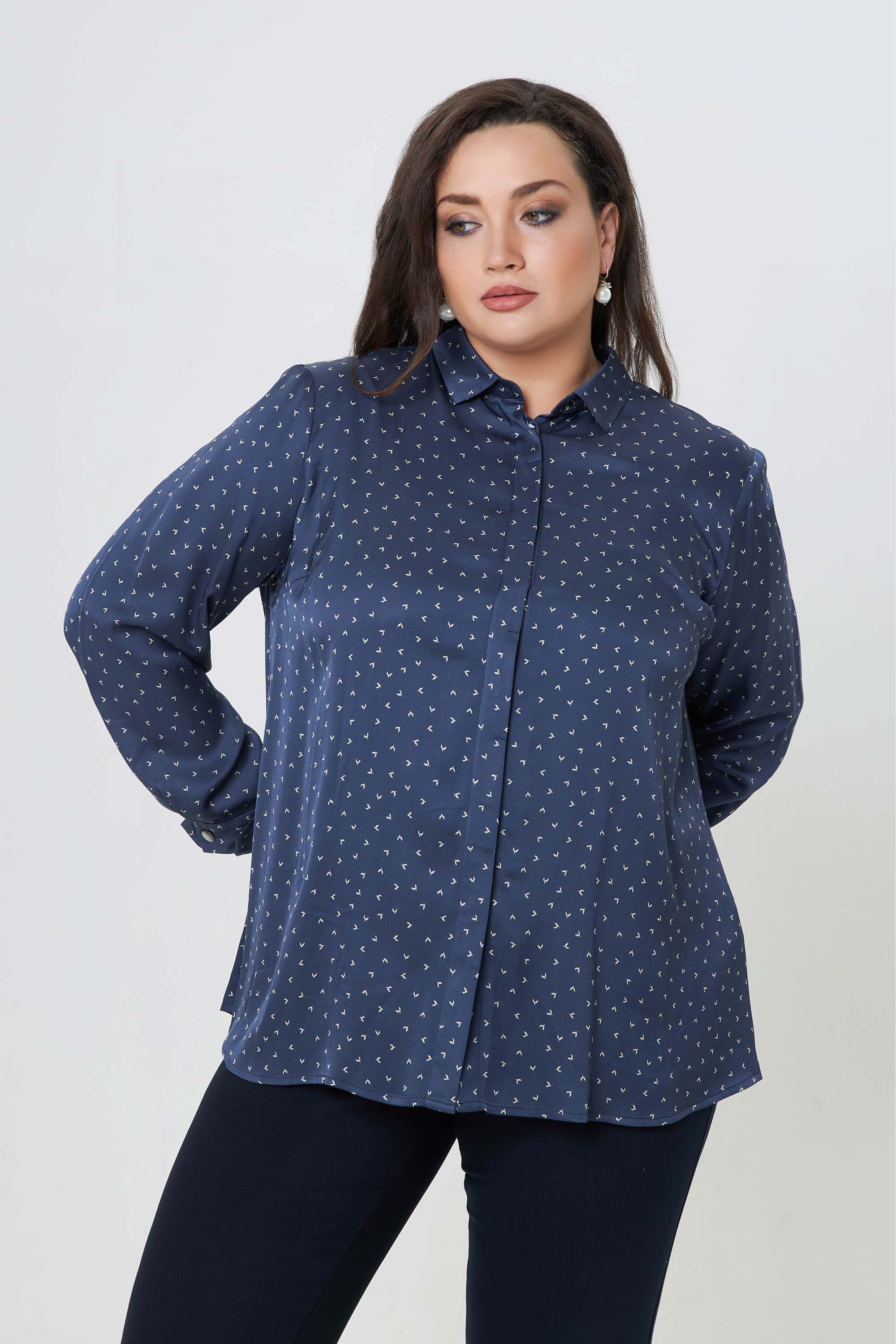 Прямая блуза из вискозы