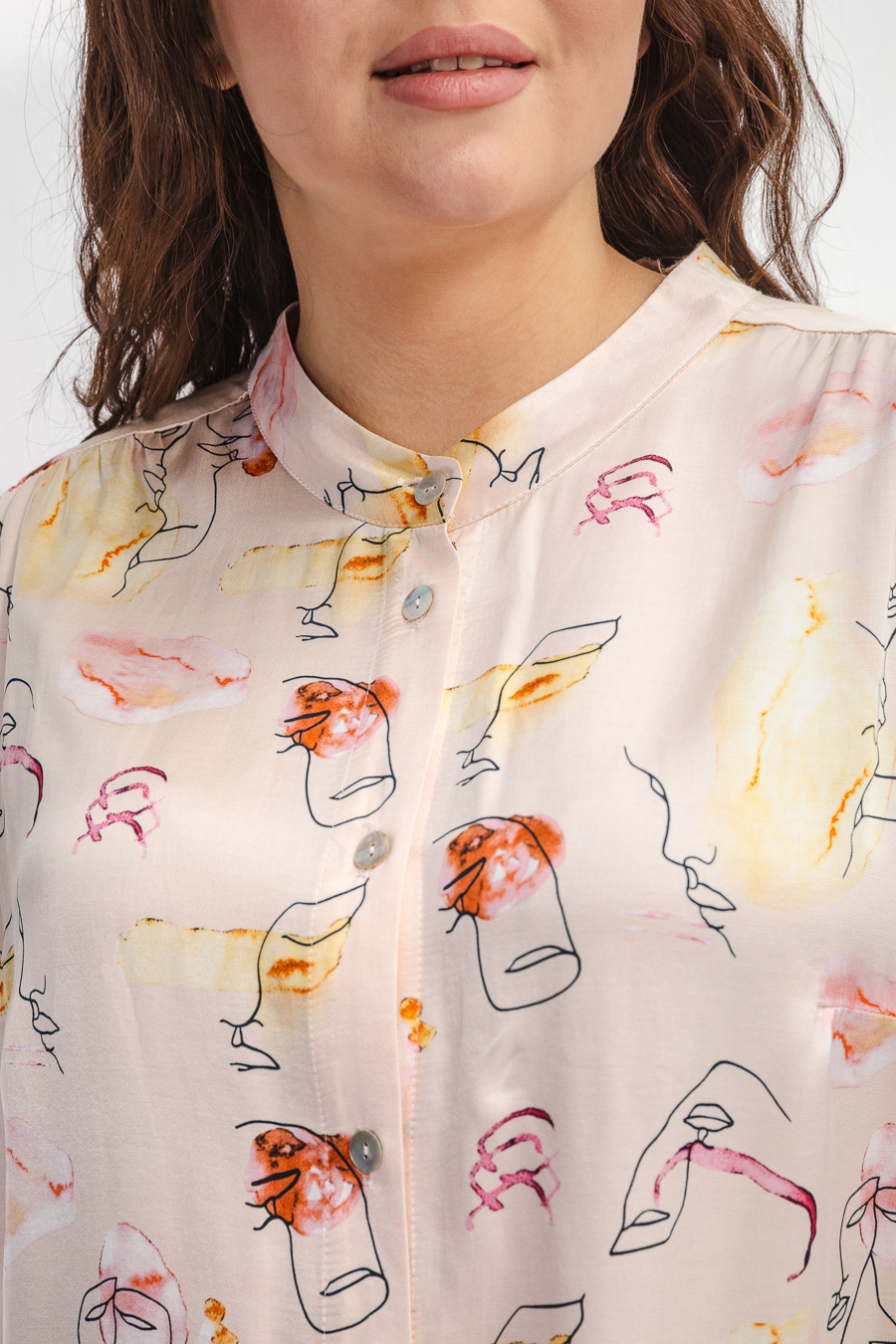 Прямая блуза из вискозы