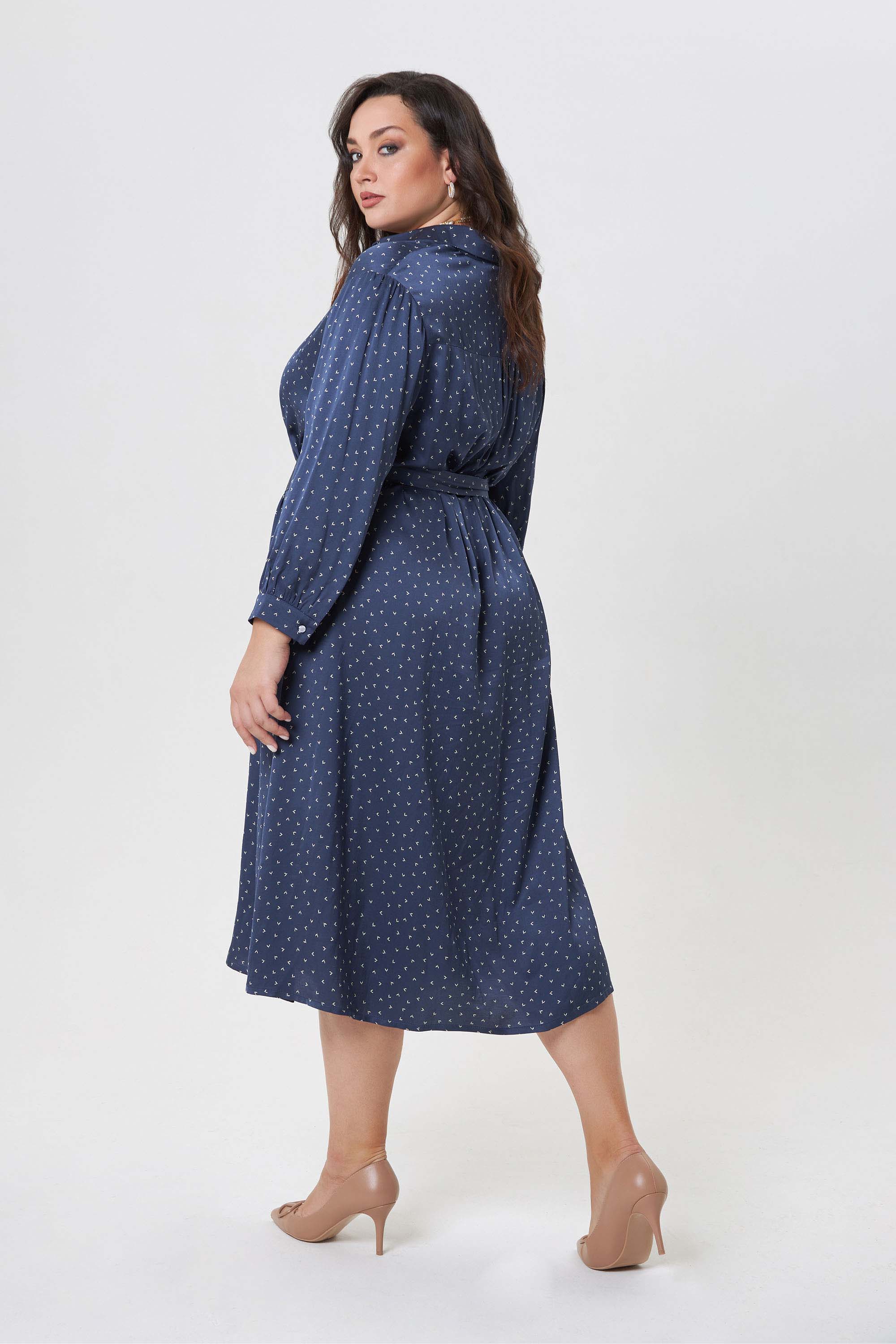 Вискозное прямое платье с принтом