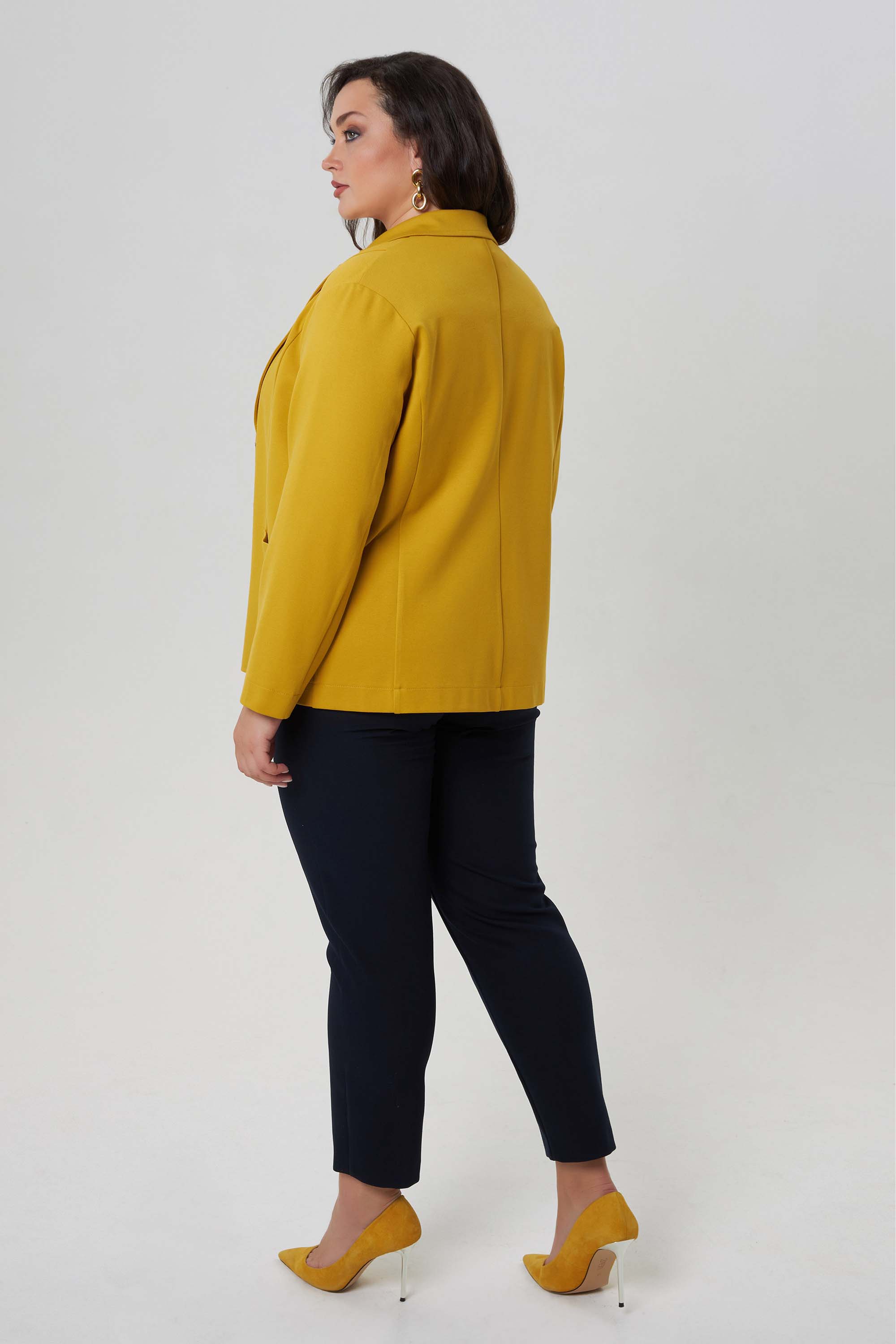 Трикотажный прямой жакет 