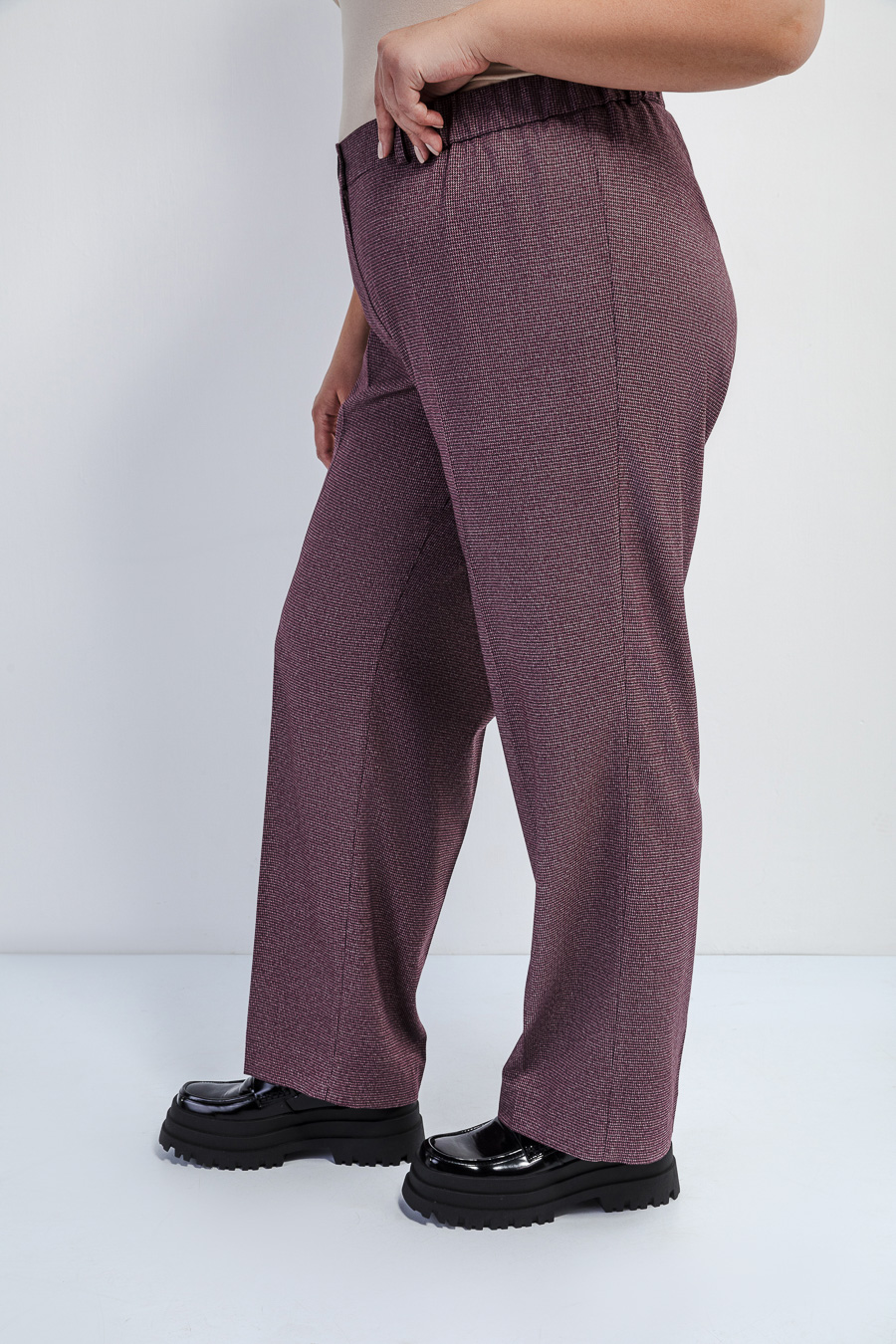 Брюки со стрелками