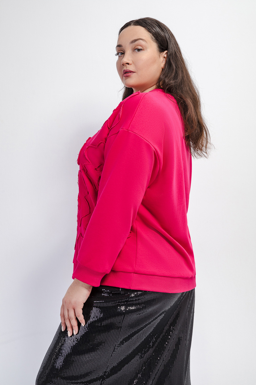 Свитшот с объемным декором