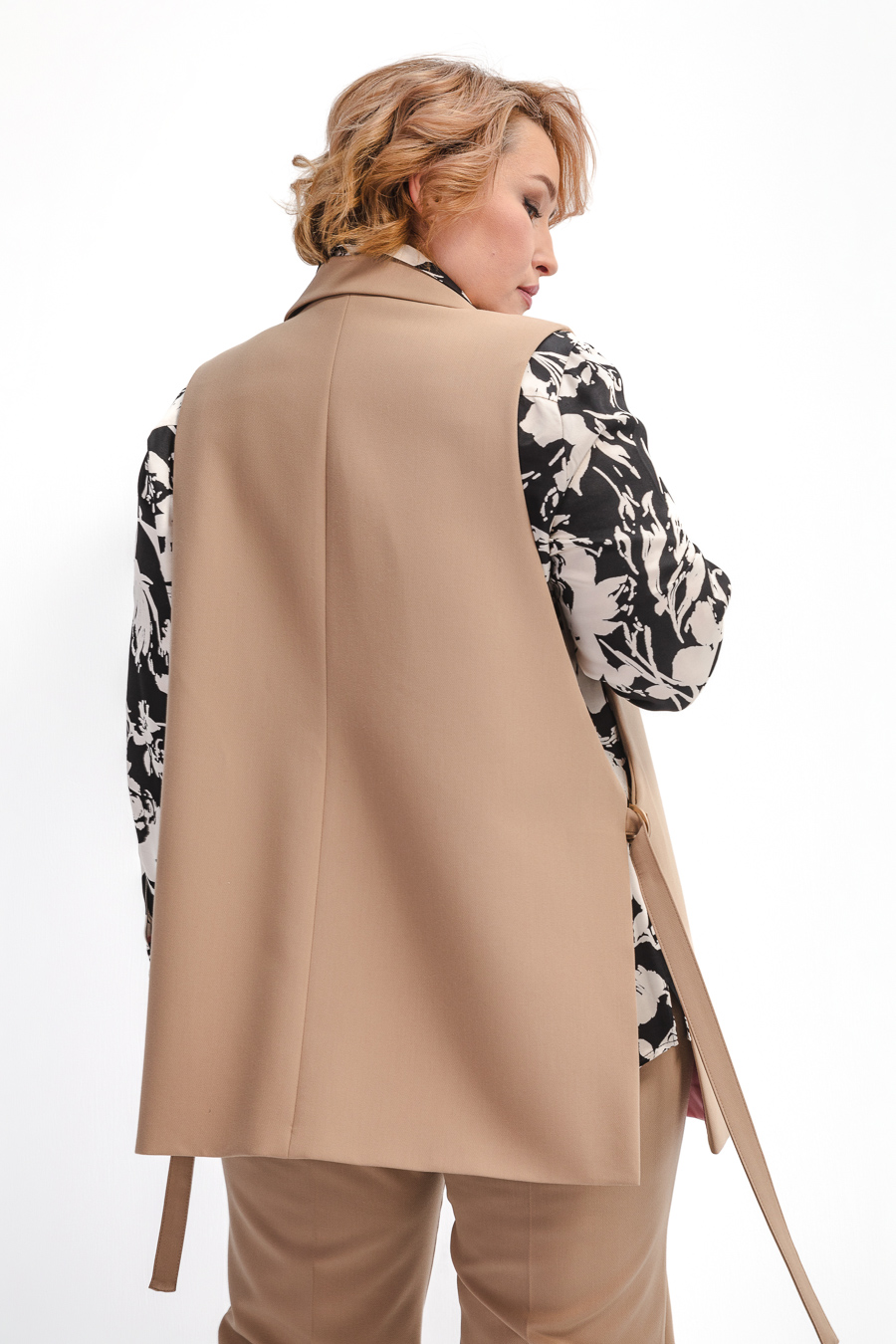 Жилет свободного силуэта